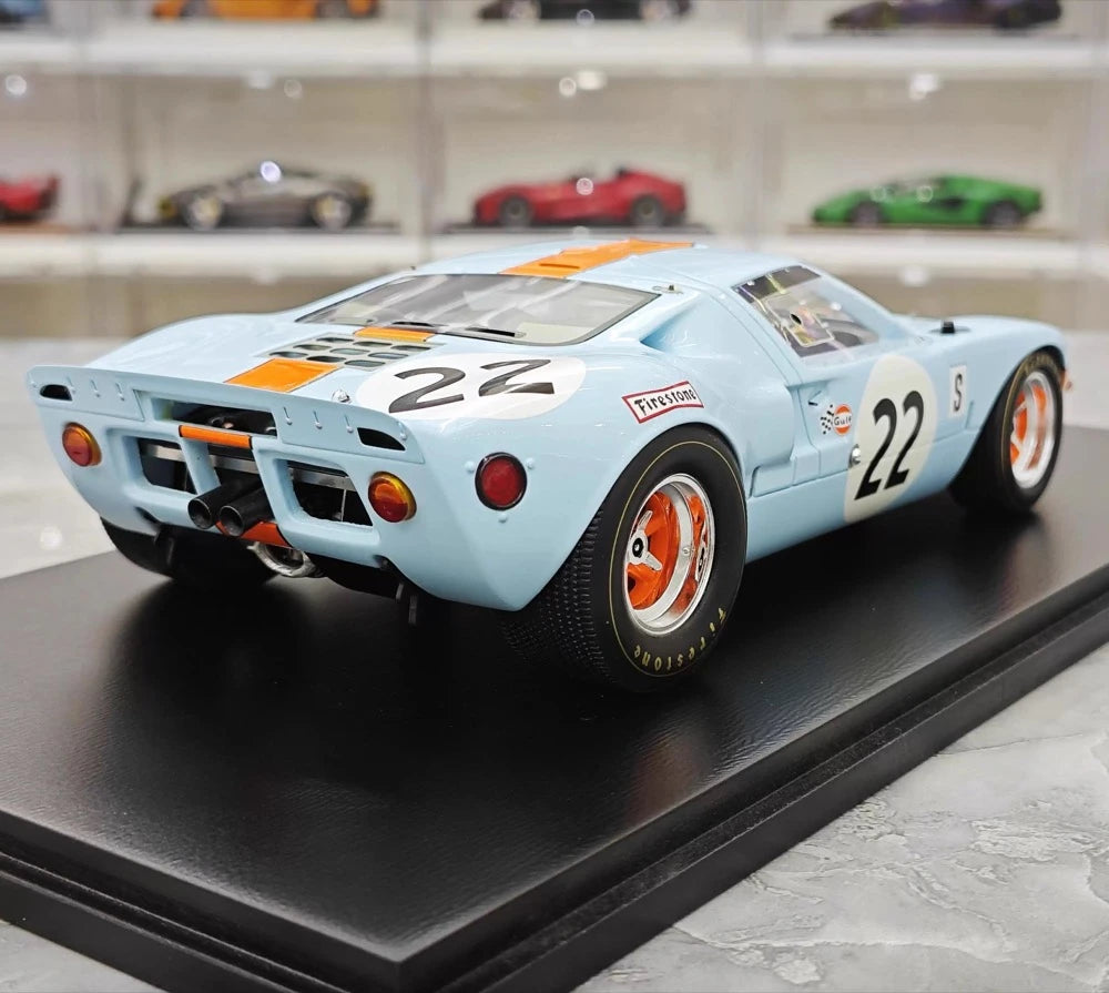 [Spark] 1:18 Ford 1969 GT40 #22 Le Mans Winner Model Car Resin / Closed Body