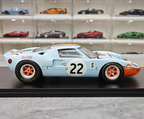 [Spark] 1:18 Ford 1969 GT40 #22 Le Mans Winner modelauto Hars / Closed Body