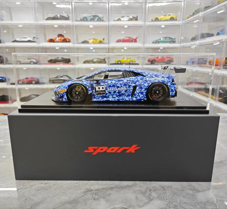 [Spark] 1:18 Lamborghini 2018 Huracan GT3 Evo Squadra Crose Model Car Resin