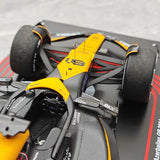 1:18 McLaren 2024 MCL38 #81 Azerbaijan GP Oscar Piastri F1 modelo de coche de resina por Spark - ver 13