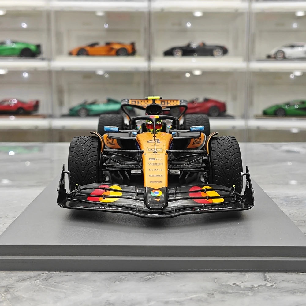 1:18 McLaren 2025 MCL39 #4 Australian GP Winner model car by Spark - view 1
