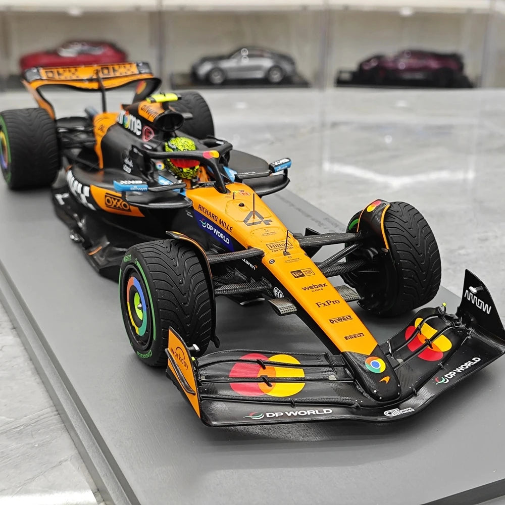 1:18 McLaren 2025 MCL39 #4 Australian GP Winner model car by Spark - view 10