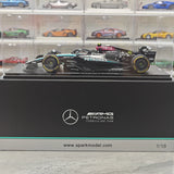 1:18 Mercedes–AMG 2024 F1 W15 E Performance #44 Abu Dhabi GP Lewis Hamilton F1 Resin-Modellauto von Spark – siehe 15