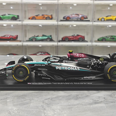 1:18 Mercedes-AMG 2024 F1 W15 E Performance #44 Abu Dhabi GP Lewis Hamilton F1 Resin-Modell von Spark - Ansicht 5