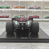 1:18 Mercedes–AMG 2024 F1 W15 E Performance #44 Abu Dhabi GP Lewis Hamilton F1 Resin-Modellauto von Spark – Ansicht 7