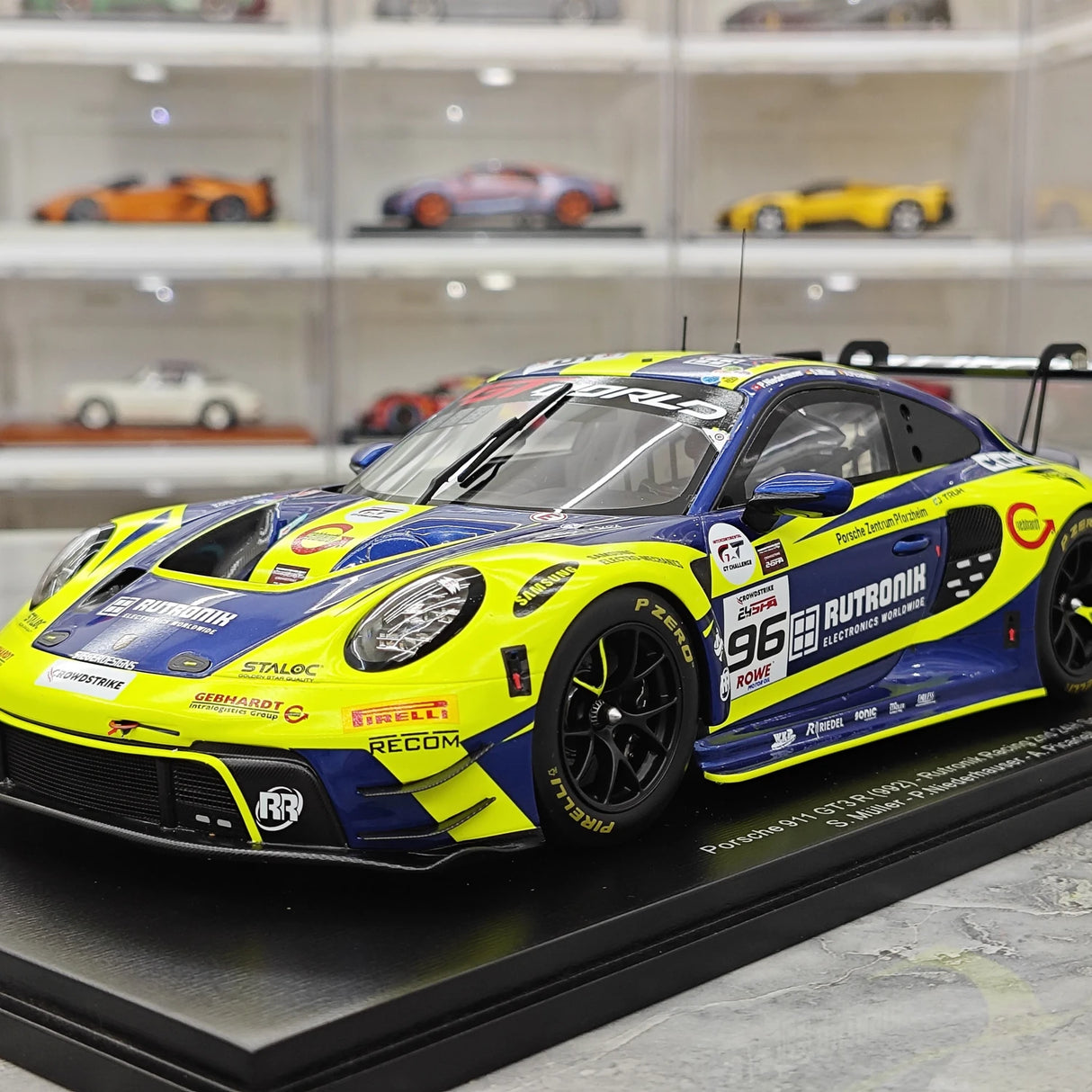 1:18 Porsche 2025 911 992 GT3 R #96 موديل سيارة سبا 24 ساعة من إنتاج Spark - عرض 3