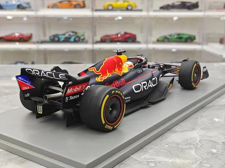 1:18 Red Bull 2022 RB18 #1 Belgian GP Max Verstappen F1 Resin-Modell von Spark – Ansicht 8