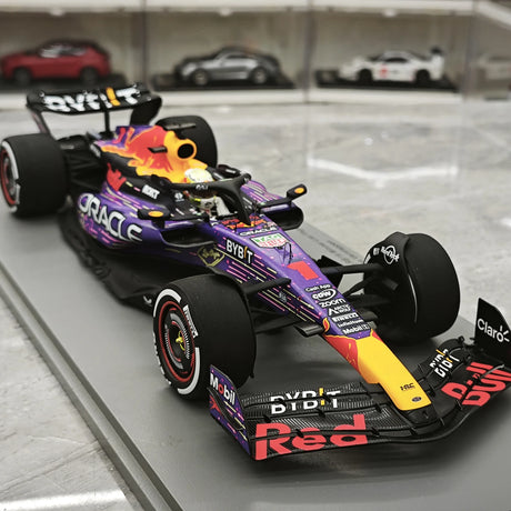 1:18 Red Bull 2023 RB19 #1 Las Vegas GP Max Verstappen F1 Resin-Modell von Spark – siehe 10