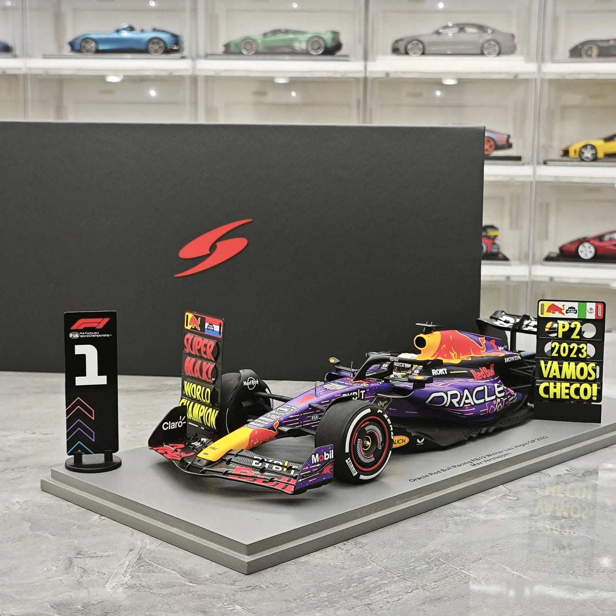 1:18 Red Bull 2023 RB19 #1 Las Vegas GP Max Verstappen F1 Resin-Modell von Spark – siehe 15