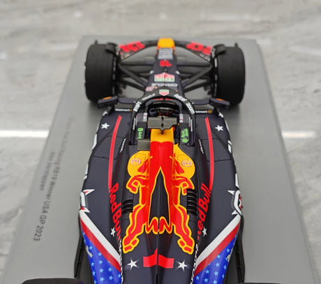 1:18 Rot Bull 2023 RB19 #1 United States GP Austin Modellauto by Spark - view 12