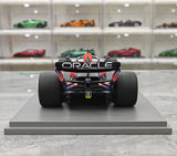 1:18 Rot Bull 2023 RB19 #1 United States GP Austin Modellauto by Spark - view 7