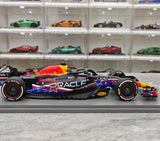 1:18 Rot Bull 2023 RB19 #1 United States GP Austin Modellauto by Spark - view 9