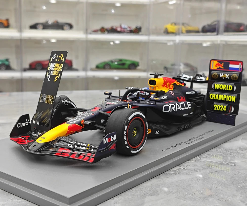 1:18 Rot Bull 2024 RB20 #1 Las Vegas GP Modellauto by Spark - view 3