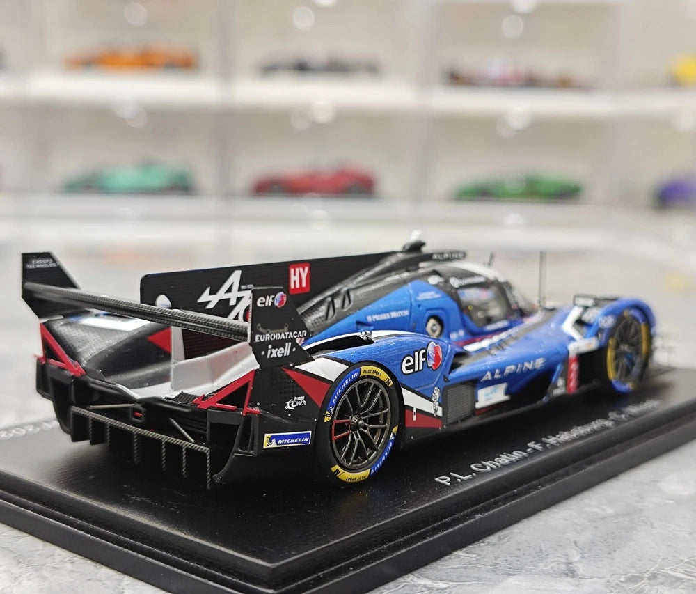 1:43 Alpine 2025 A424 #35 Le Mans model car by Spark - view 8