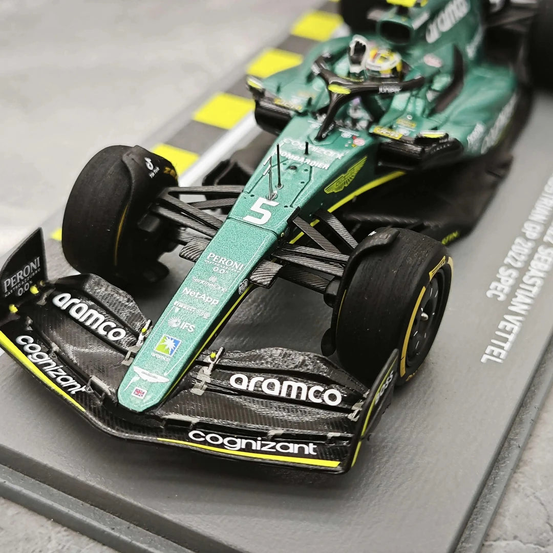 1:43 Aston Martin 2023 AMR22 #5 Japanese GP Sebastian Vettel F1 model car by Spark - view 11