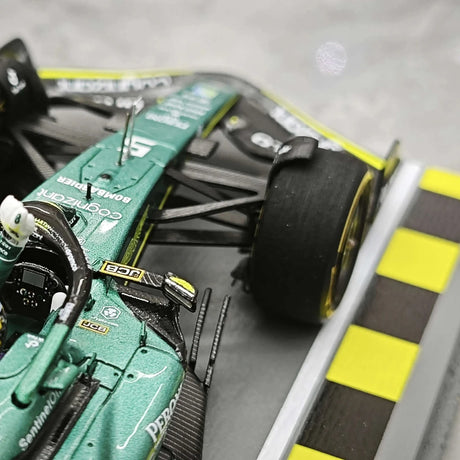 1:43 Aston Martin 2023 AMR22 #5 Japanese GP Sebastian Vettel F1 model car by Spark - view 13