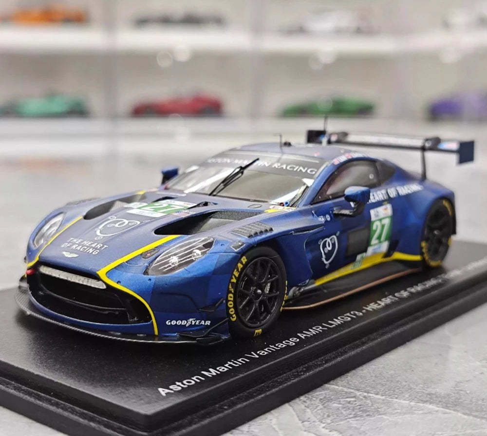 [Spark] 1:43 Aston Martin 2025 Vantage AMR LMGT3 #10 Model Car Resin / Closed Body