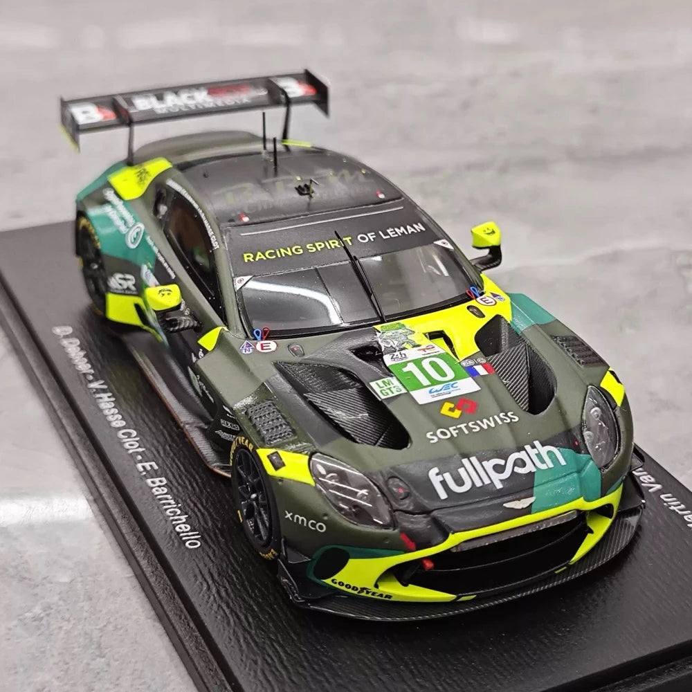 [Spark] 1:43 Aston Martin 2025 Vantage AMR LMGT3 #27 Model Car Resin / Closed Body