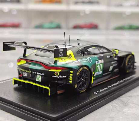 [Spark] 1:43 Aston Martin 2025 Vantage AMR LMGT3 #27 Model Car Resin / Closed Body