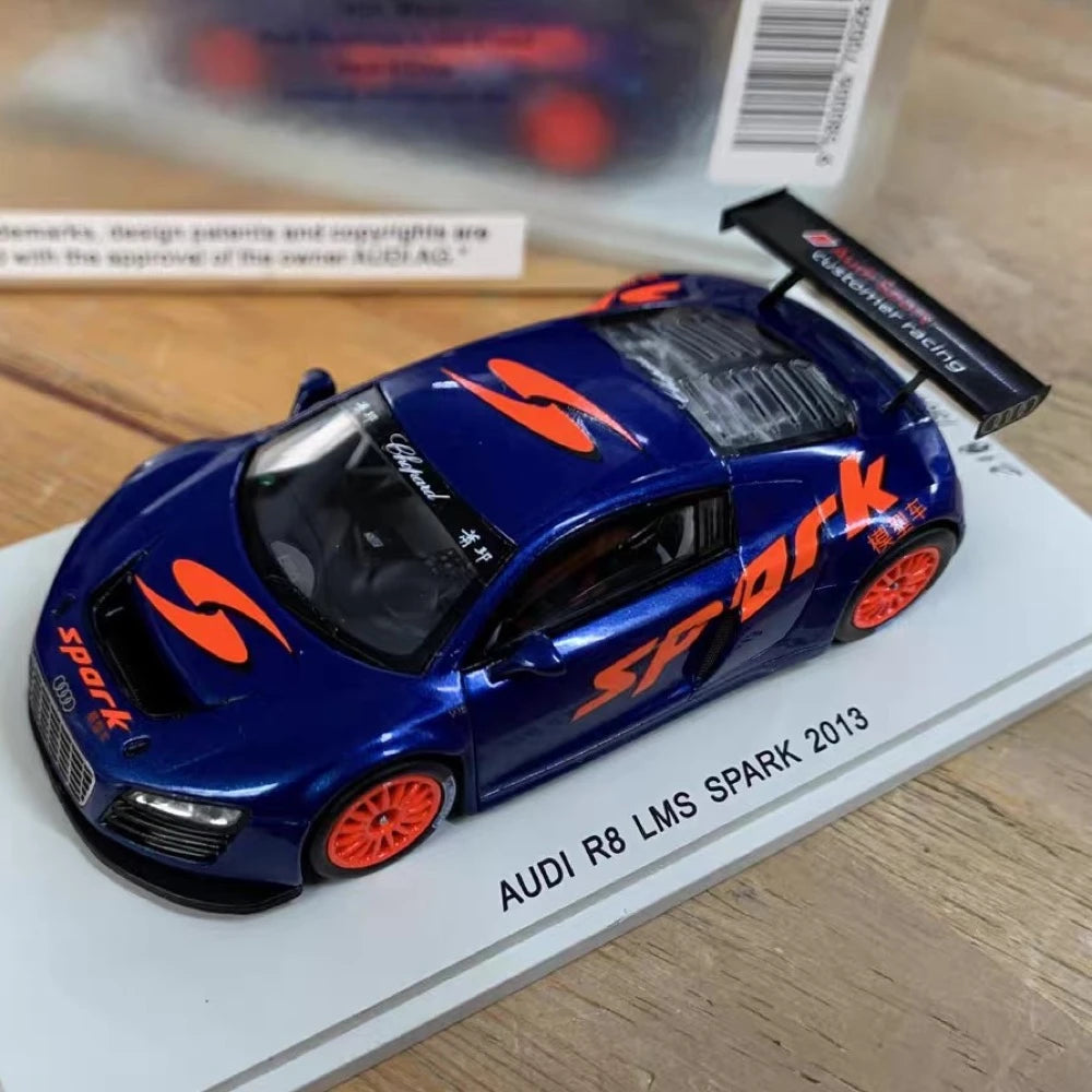 [Spark] 1:43 Audi 2013 R8 LMS 2013 Model Car Resin