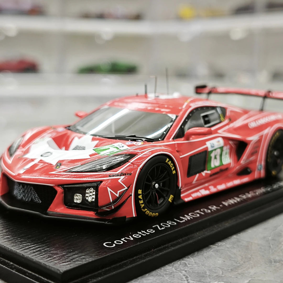 1:43 Chevrolet 2025 Corvette Z06 GT3.R #13 AWA Racing 24h Le Mans model car by Spark - view 3