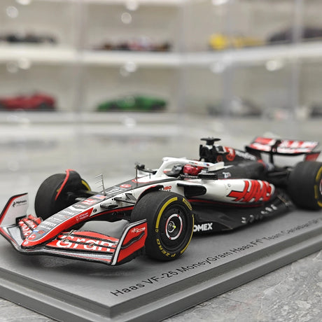 1:43 Haas 2025 VF-25 #31 kanadischer GP Esteban Ocon F1 Resin-Modell von Spark – Ansicht 3