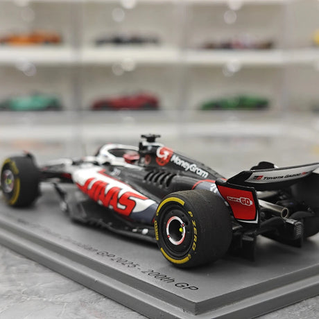1:43 Haas 2025 VF-25 #31 Canadian GP Esteban Ocon F1 Resin-Modell von Spark – siehe 6