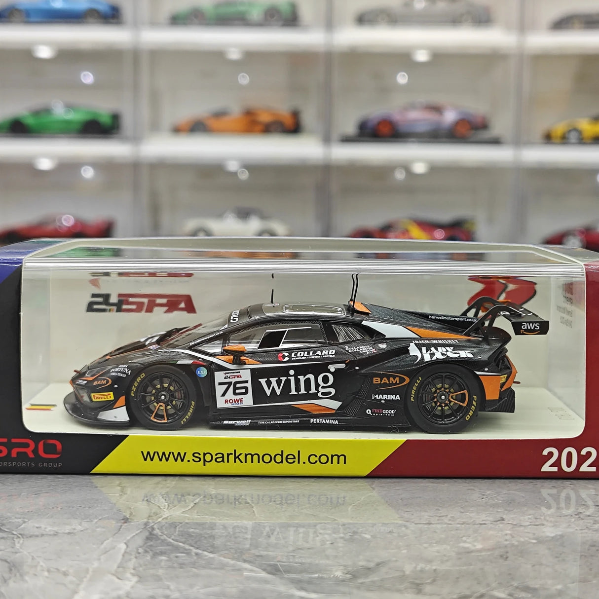 Lamborghini 2025 Huracan GT3 EVO 2 Barwell Motorsport #76 1:43 żywicowy model kolekcjonerski od Spark - widok 13