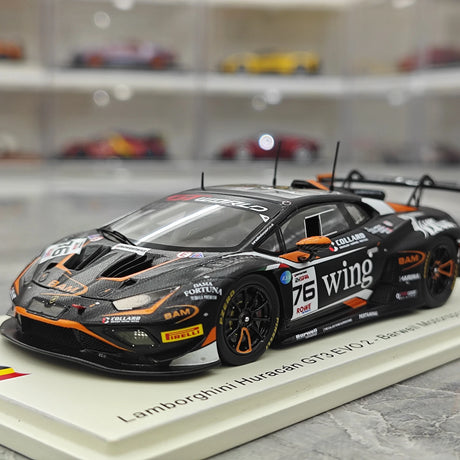 Lamborghini 2025 Huracan GT3 EVO 2 Barwell Motorsport #76 1:43 Sammelmodell aus Harz von Spark – Ansicht 3