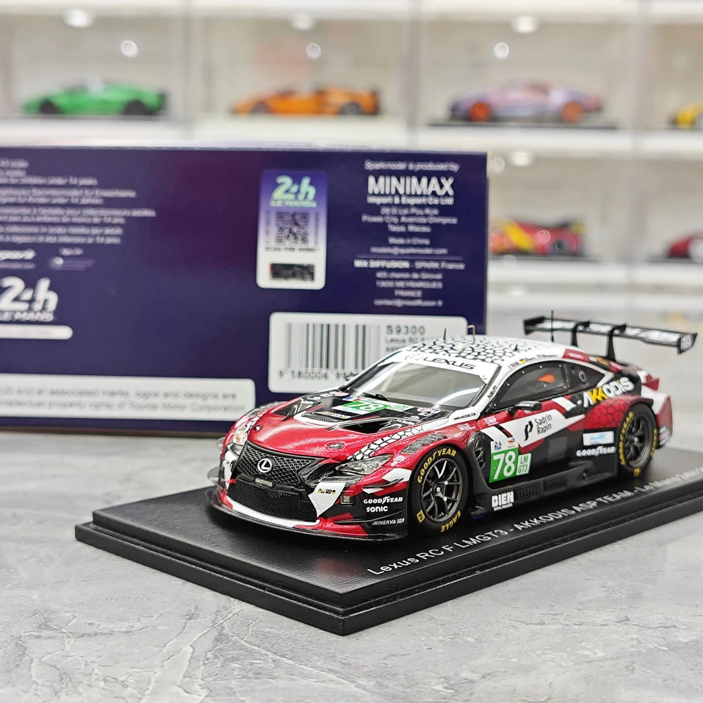 Lexus 2025 RC F LMGT3 #78 1:43 modèle de collection en résine 24h Le Mans par Spark - voir 14