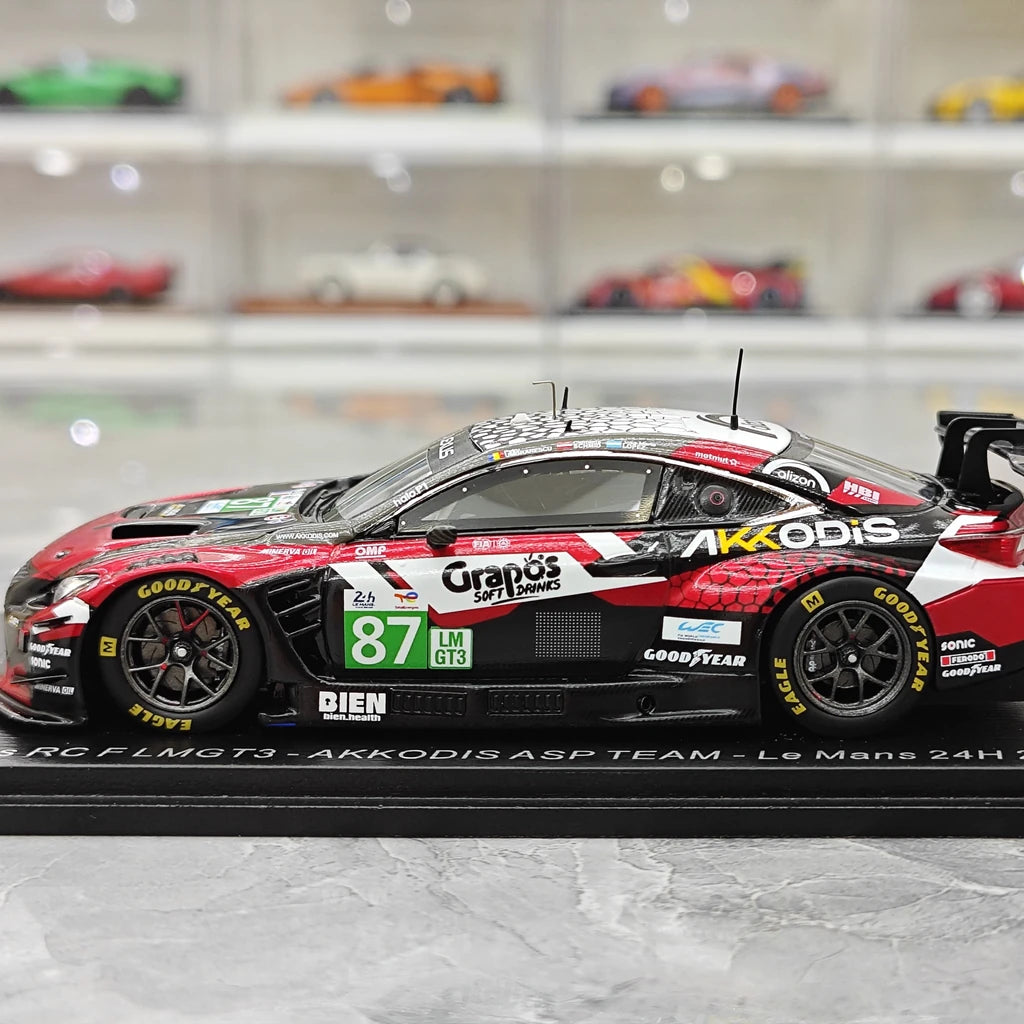 Lexus 2025 RC F LMGT3 #87 1:43 modèle de collection en résine 24h Le Mans par Spark - vue 5