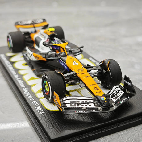 1:43 McLaren 2024 MCL38 #4 Singapore GP Lando Norris F1 model car by Spark - view 10