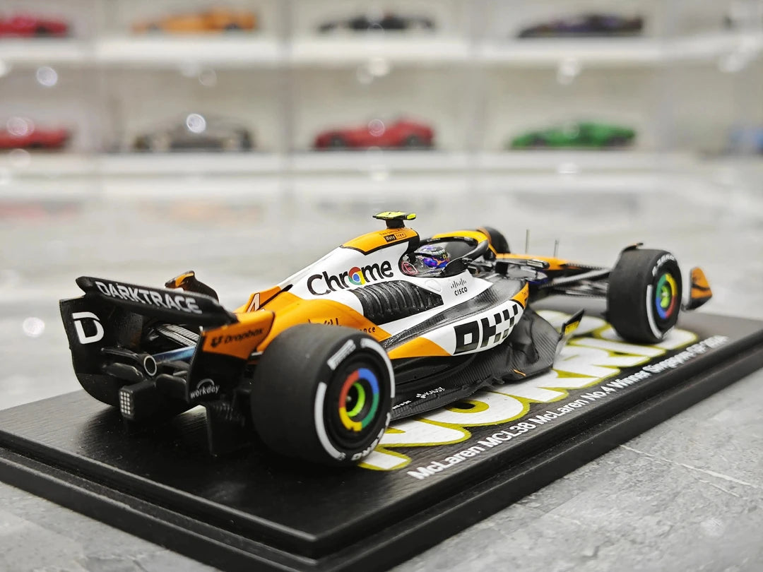 1:43 McLaren 2024 MCL38 #4 Singapore GP Lando Norris F1 model car by Spark - view 8