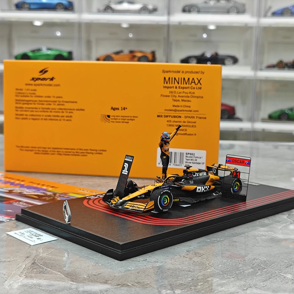 1:43 McLaren 2024 MCL38 #81 Azerbaijan GP model car by Spark - view 17