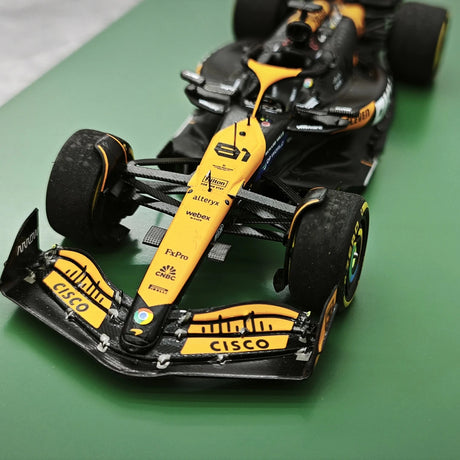 1:43 McLaren 2024 MCL38 #81 Hungarian GP Oscar Piastri F1 model car by Spark - view 11