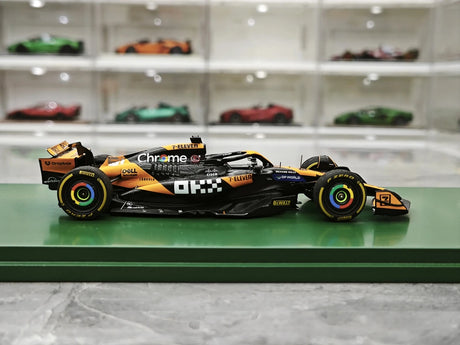 1:43 McLaren 2024 MCL38 #81 Hungarian GP Oscar Piastri F1 model car by Spark - view 9