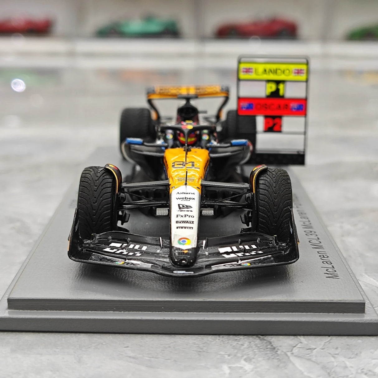 1:43 McLaren 2025 MCL39 #81 British GP Oscar Piastri F1 resinmodell från Spark - vy 1