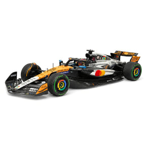 1:43 McLaren 2025 MCL39 #81 British GP Oscar Piastri F1 resinmodell av Spark - vy 17
