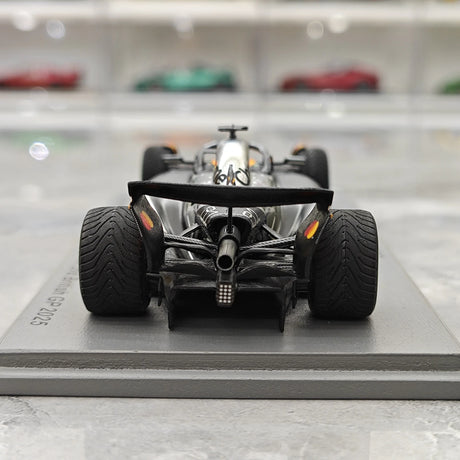 1:43 McLaren 2025 MCL39 #81 GP بريطانيا أوسكار بياستري، نموذج سيارة من الراتنج F1 من إنتاج Spark - عرض 7