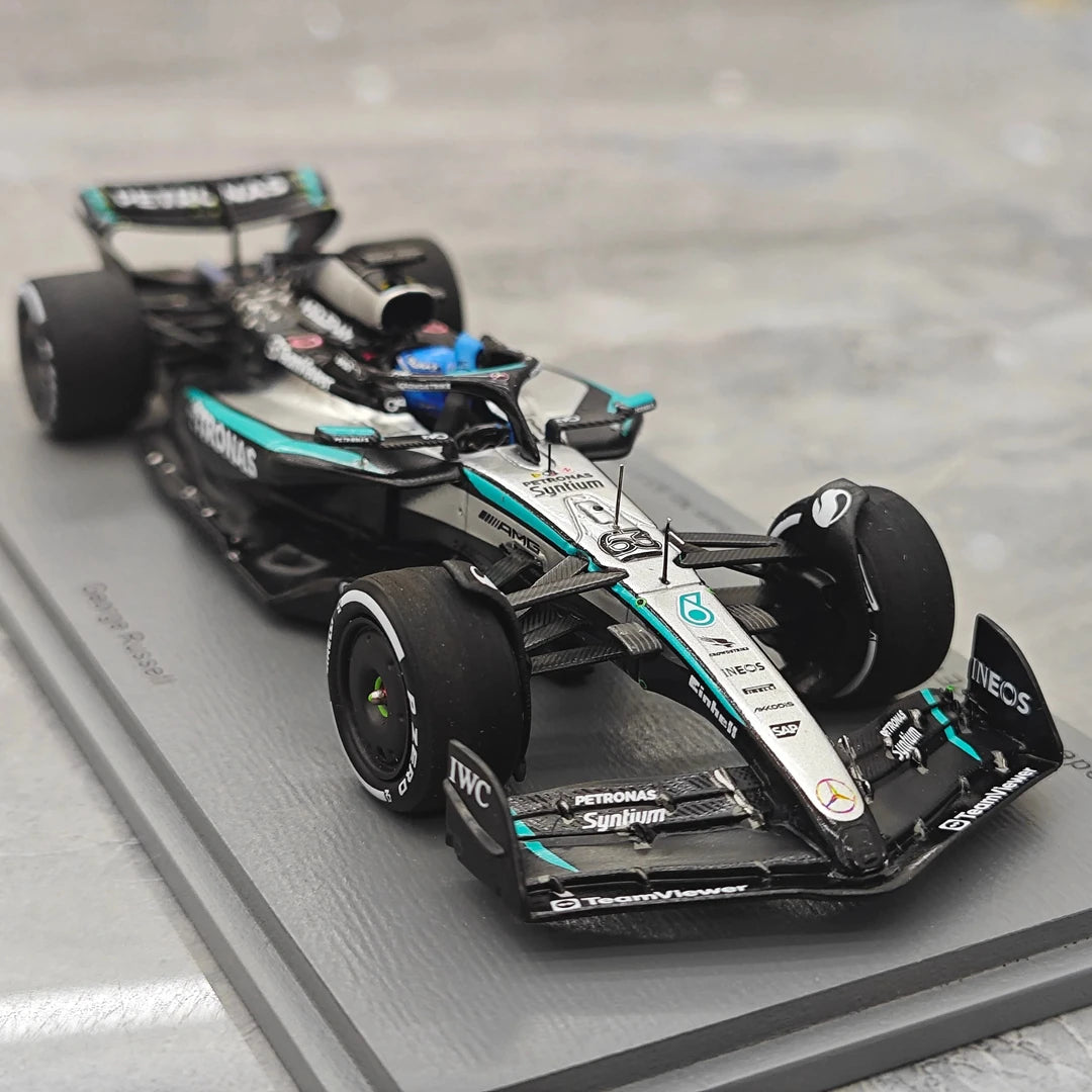 1:43 Mercedes-AMG 2025 F1 W16 #63 Canadian GP George Russell F1 model car by Spark - view 10