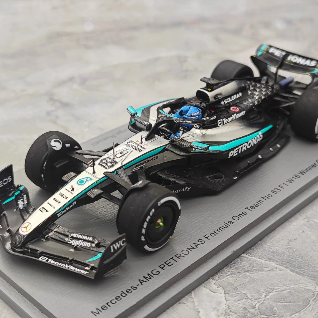 1:43 Mercedes-AMG 2025 F1 W16 #63 Canadian GP George Russell F1 model car by Spark - view 4