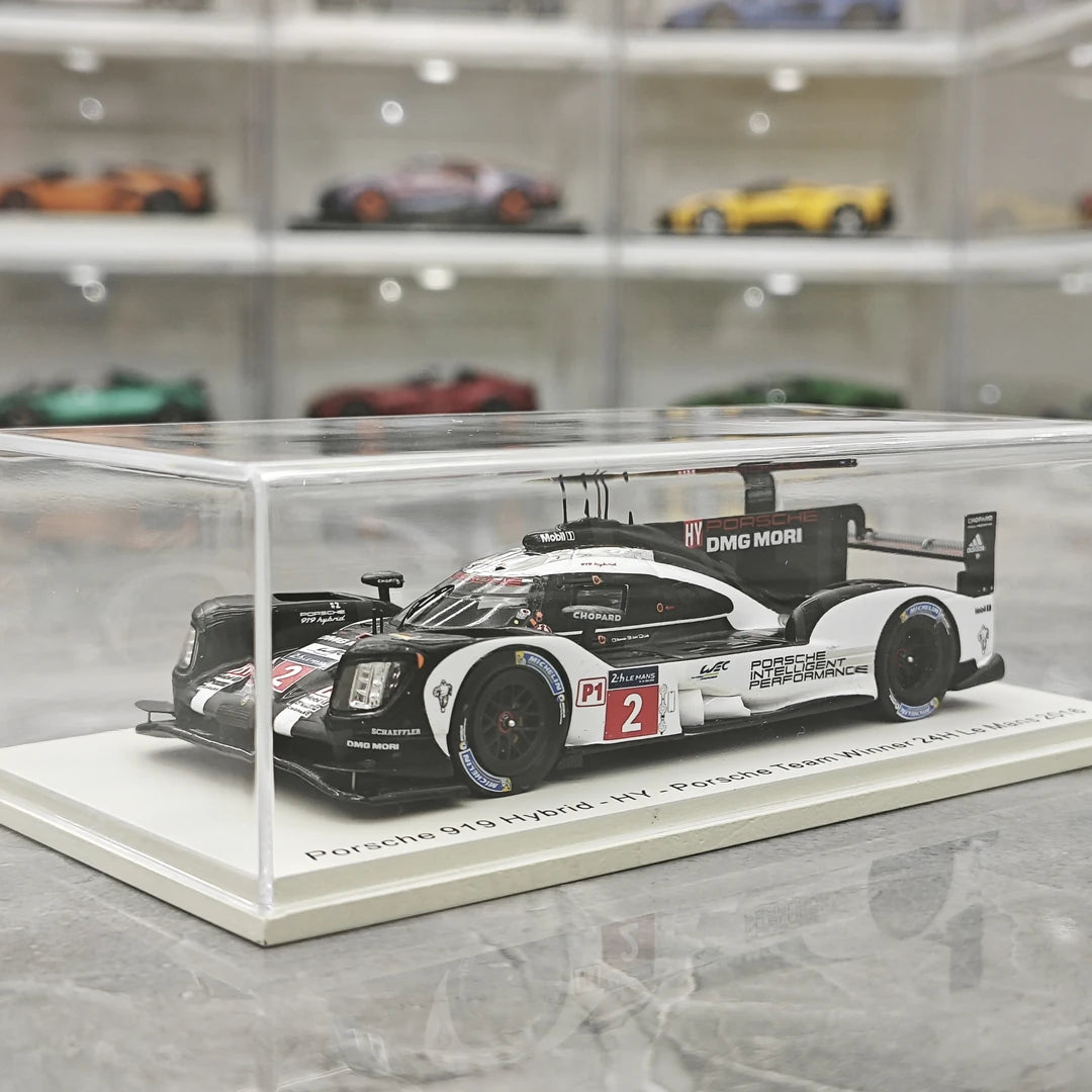 1:43 Porsche 2016 919 Hybrid #2 Winner 24h Le Mans model car by Spark - view 12