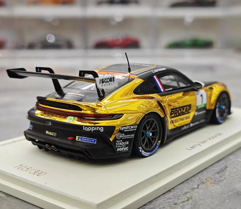 [Spark] 1:43 Porsche 2024 911 992 GT3 #1 - Porsche Carrera Cup モデルカー レジン / Closed Body