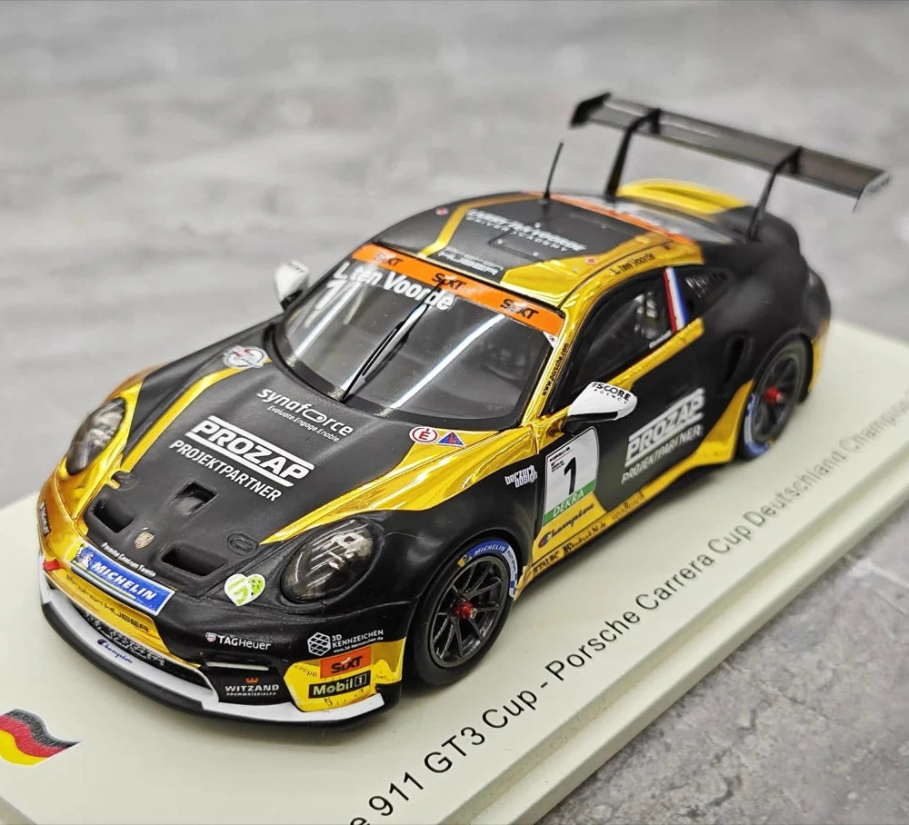 [Spark] 1:43 Porsche 2024 911 992 GT3 #1 - Porsche Carrera Cup voiture miniature Resin / Closed Body
