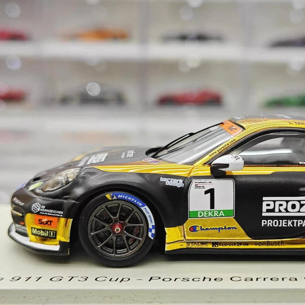 [Spark] 1:43 Porsche 2024 911 992 GT3 #1 - Porsche Carrera Cup voiture miniature Resin / Closed Body