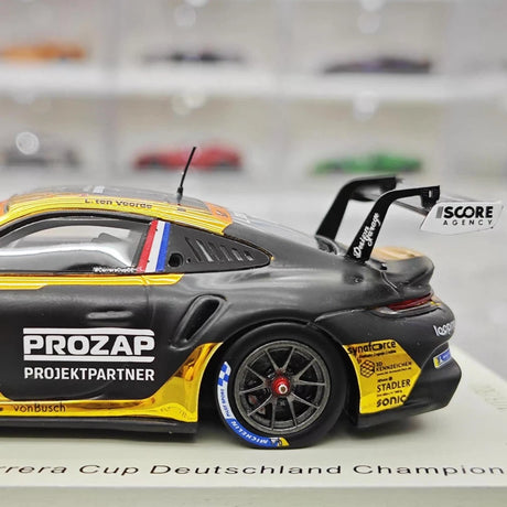 [Spark] 1:43 Porsche 2024 911 992 GT3 #1 - Porsche Carrera Cup modellbil resin / Closed Body