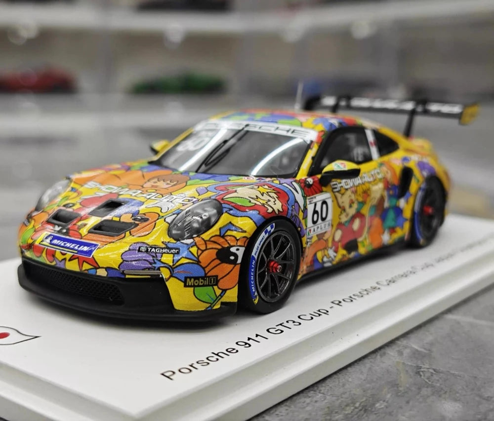 [Spark] 1:43 Porsche 2024 911 992 GT3 #60 - Porsche Carrera Cup voiture miniature Resin / Closed Body