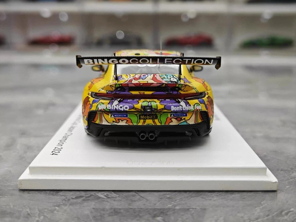 [Spark] 1:43 Porsche 2024 911 992 GT3 #60 - Porsche Carrera Cup Model Car Resin / Closed Body