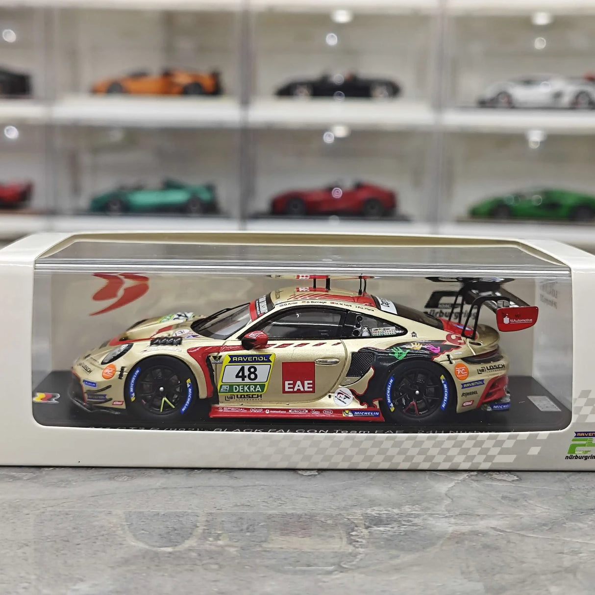 Porsche 2025 911 992 GT3 R Black Falcon Team EAE #48 1:43 24h Nurburgring resin verzamelmodel van Spark - bekijk 14