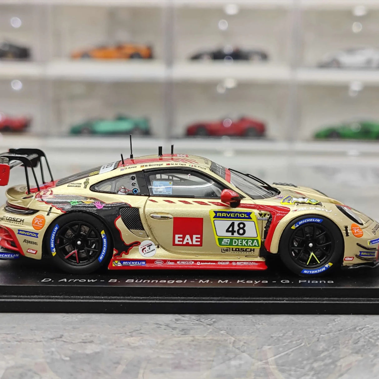Porsche 2025 911 992 GT3 R Black Falcon Team EAE #48 1:43 24h Nürburgring resin verzamelmodel van Spark - bekijk 9